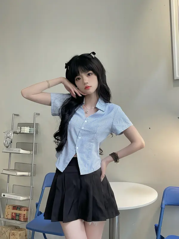 Áo sơ mi ngắn tay nữ thiết kế kẻ sọc, chất liệu mềm mịn,ít nhăn,thoáng mát NANAMY trendy SMX32 Women Top 4