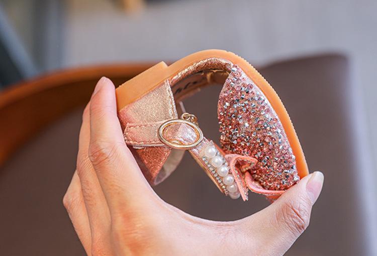 Product Introduction of 2025 Spring and Summer New Korean Style Rhinestone Soft-Soled Girls Sandals Princess Shoes Children's Shoes Girls Dance Shoes 13