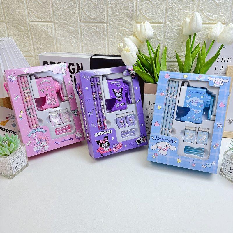 Product Introduction of กล่องของขวัญนักเรียนชั้นประถมศึกษา เด็กผู้หญิง Clow M ชุดเครื่องเขียนการ์ตูน ชุดอุปกรณ์การเรียนรู้น่ารัก ปี 2025 2
