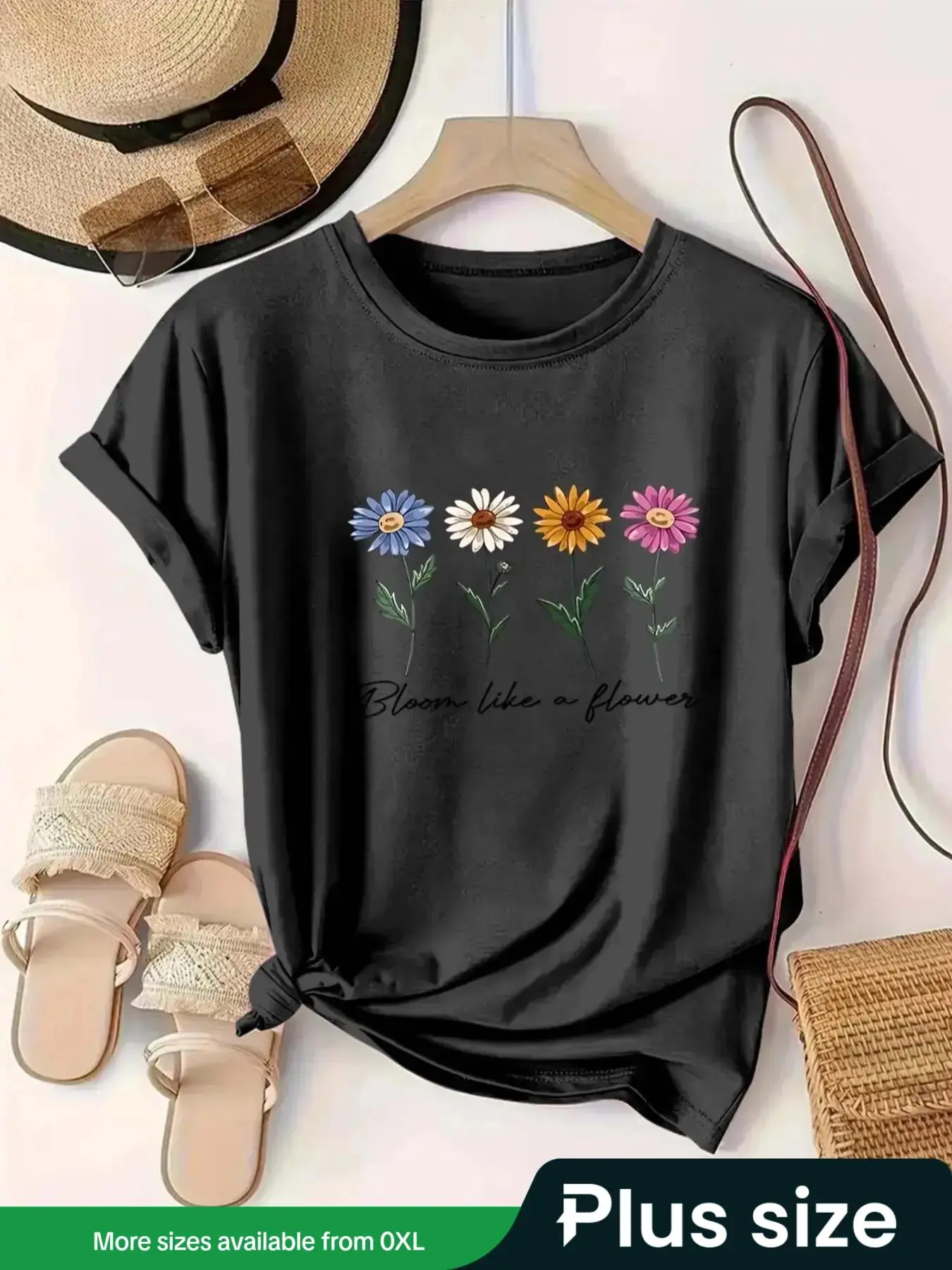 【Plus Size】 Daisy Print Round Neck Tee, Casual Graphic Print Short Sleeve Crew Neck T-shirt for Summer, Women's Plus Clothing for Daily Wear, Summer Tops
