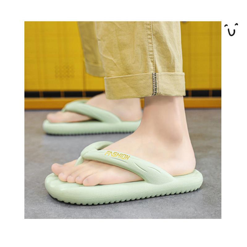 Product Introduction of Men Wear 2024 Hot Super Soft Thick Sole Anti-slip Anti-odor Lightweight Outdoor Home Clip-on Slippers 24