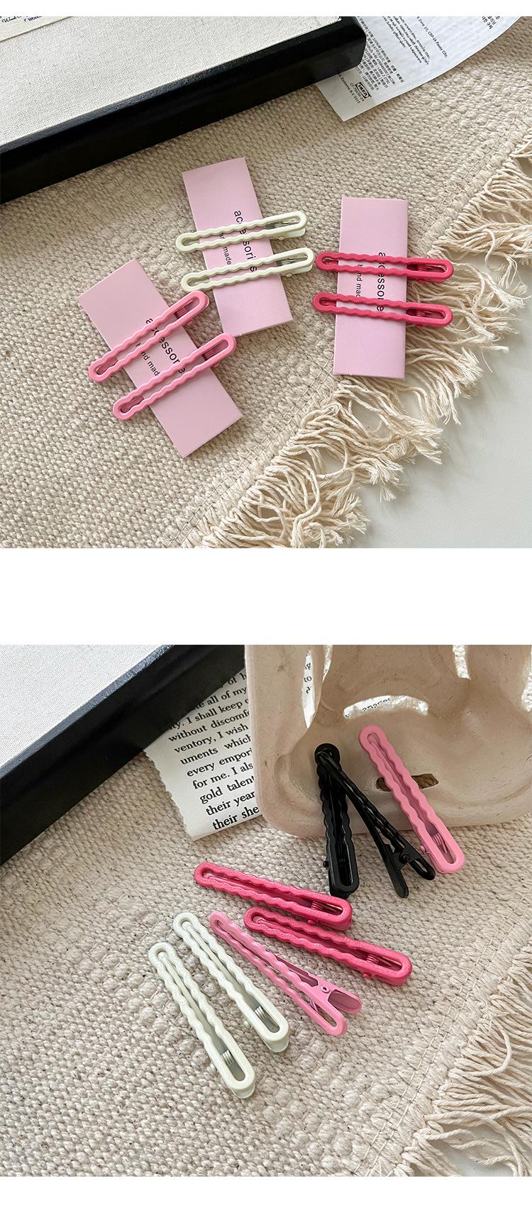 Product Introduction of Kẹp Mỏ Vịt, Phong Cách Phương Tây, Màu Pastel, Kẹp Bên, Kẹp Tóc, Màu Hồng, Kẹp Cố Định, Mùa Xuân Mới, Màu Đen Women Nữ kẹp  tóc  mái  kim  loại 0