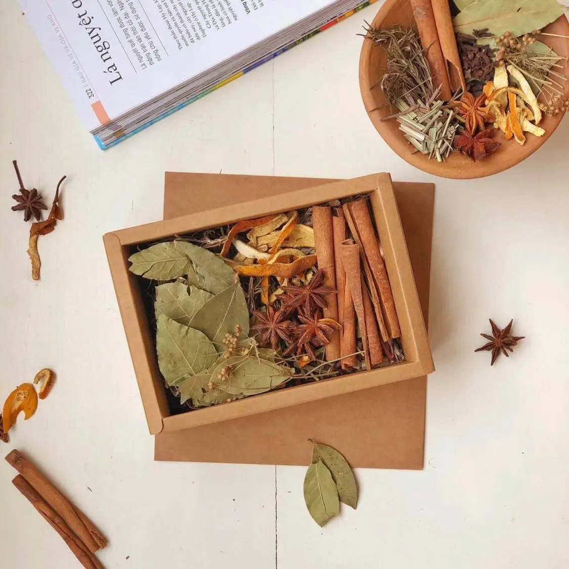 Set Thảo Mộc Xông Nhà Mix Sẵn TM05: Sả Khô, Nguyệt Quế, Vỏ Cam, Đinh Hương, Hoa Hồi, Quế, Hương Thảo, Hương Nhu