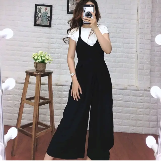 Quần Yếm 2 Dây Cổ Chữ V Dáng Suông Đáng Yêu