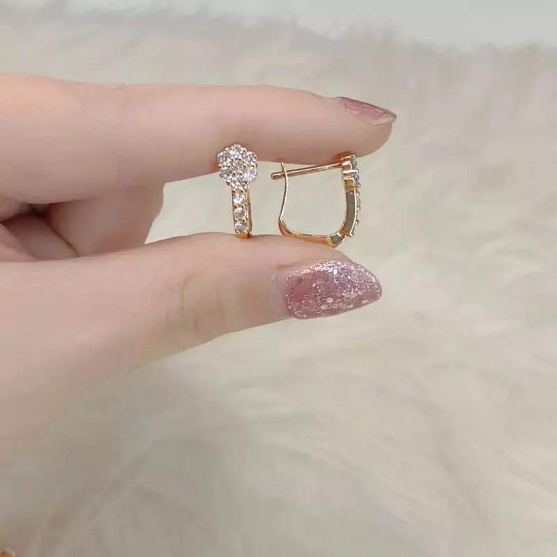 [ Beli 2 Produk Apapun Gratis 1 ] La Vienne - Ramona - Anting Titanium Wanita Anti Karat Aesthetic - Elegan Mewah Simple 1