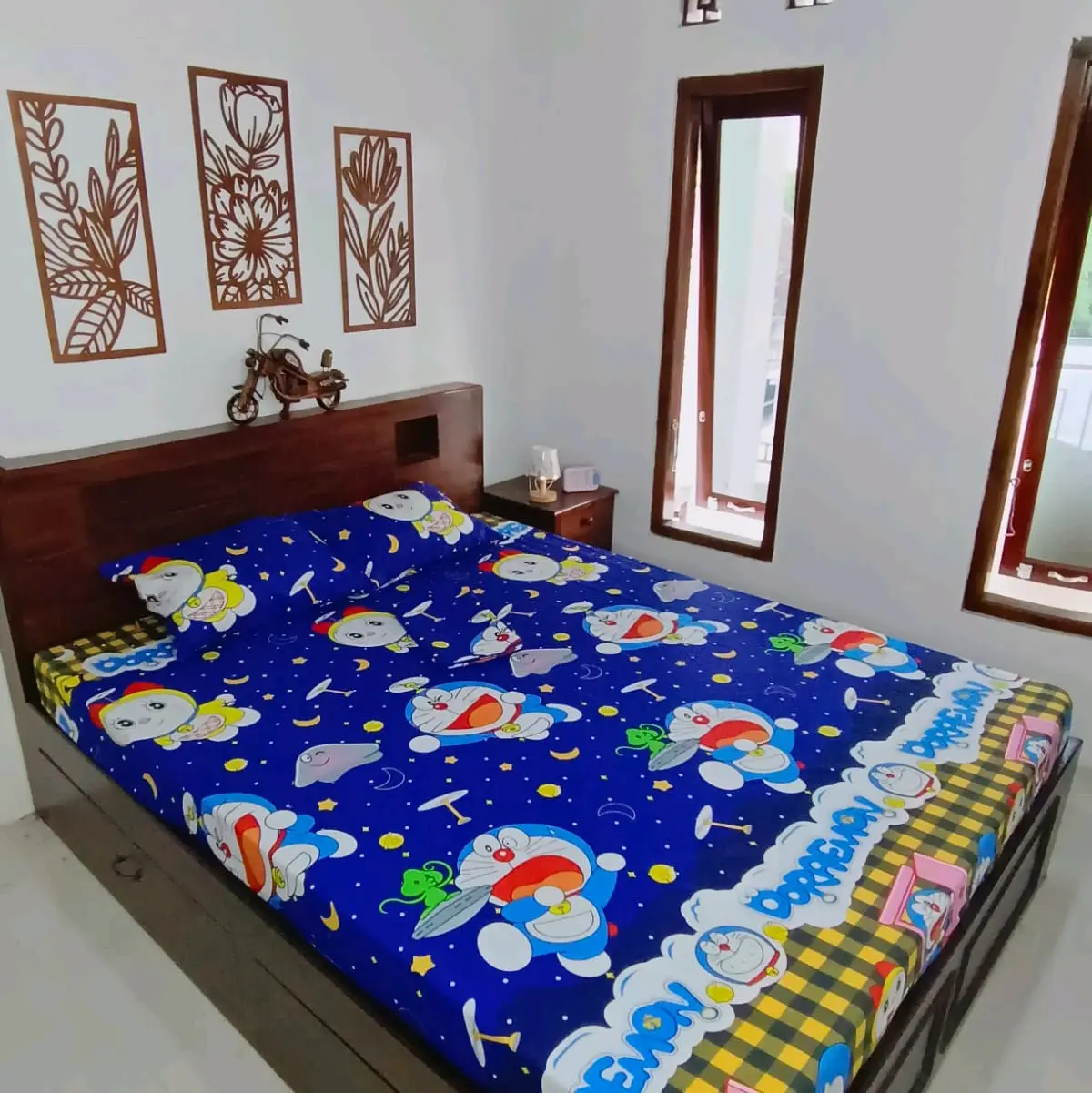 Sprei Karakter Doraemon 120x200 160x200 180x200 Murah
