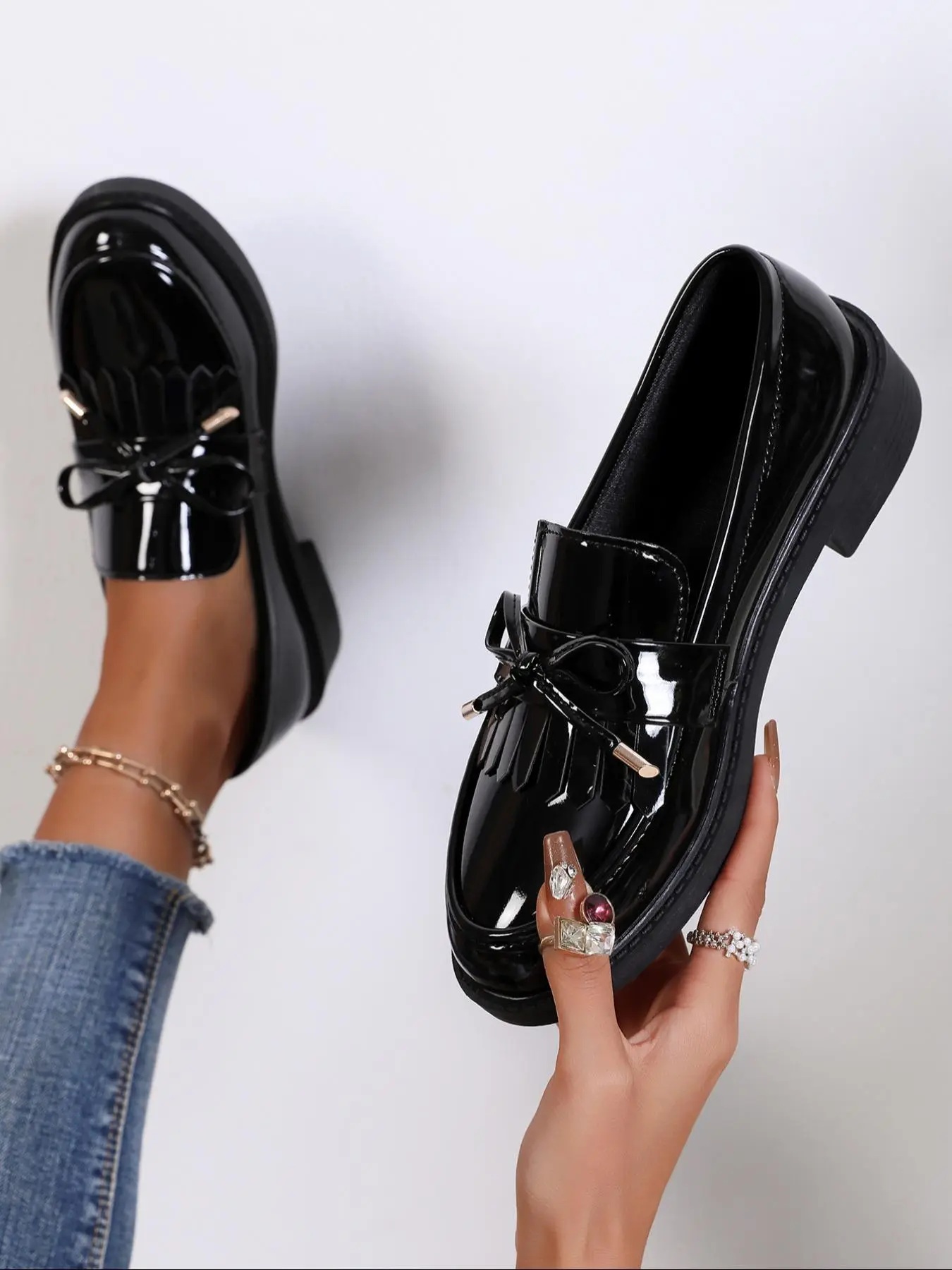 Women's Fashionable Glossy Bow Decor Loafers, Casual Comfortable Round Toe Loafers for Daily Wear, All-match Commuter Shoes for Women & Girls, Flat
