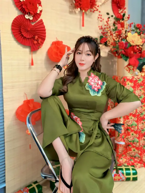 SET LAM HOA SEN THÊU CÓ DÂY CỘT (SD238) Set đồ lam đi chùa, bộ bà ba đi lễ chùa đầu năm 8