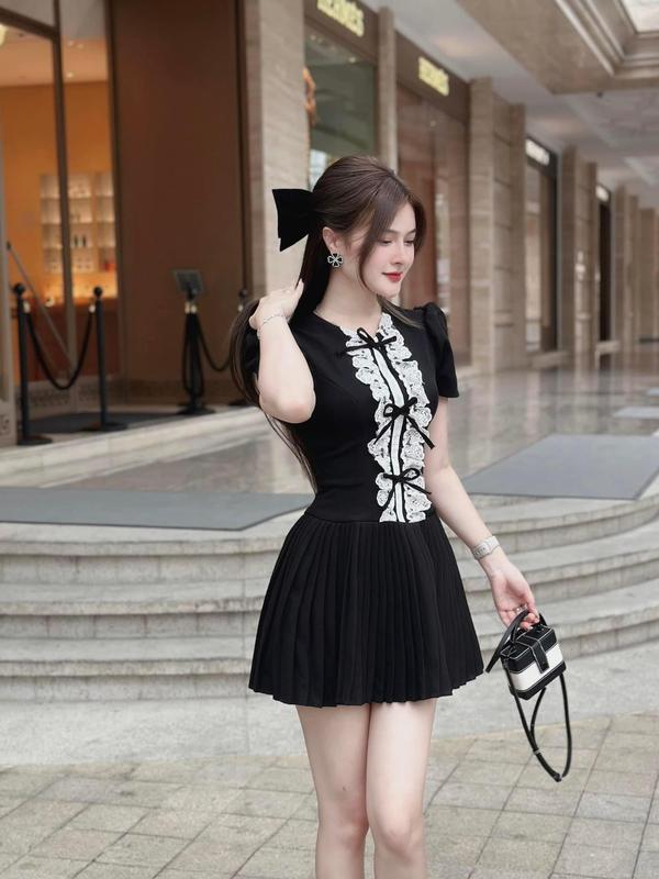 Váy tuyết mưa xếp li phối trước kèm nơ dáng ôm xinh lắm Nữ Women Kem Dress Màu Đen 5