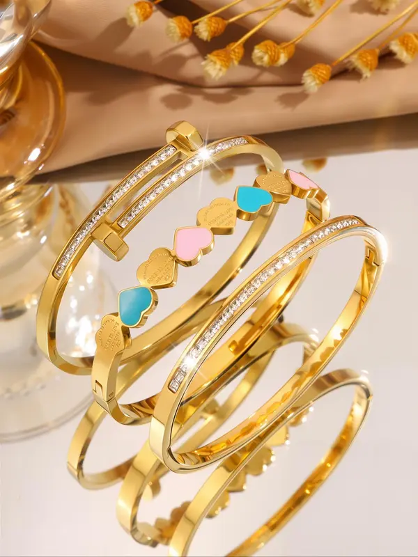 Elegant and Fashionable Classic Bracelet Combination, Stainless Steel Fashionable Niche Design, Suitable for Daily Wear and Gift Giving 7