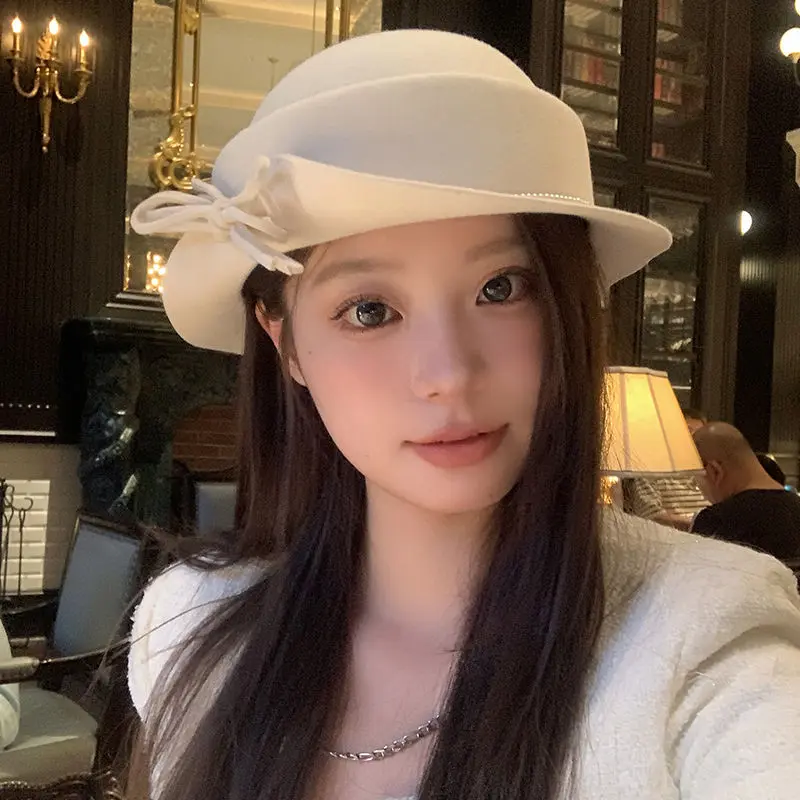 Mũ Len Phong Cách Hepburn, Dành Cho Nữ, Bộ Sưu Tập Thu Đông, Hàng Mới Về 2024, Phong Cách Cao Cấp Và Thanh Lịch, Nơ Uốn Cong, Mũ Nồi Thời Trang Cao Su Hat