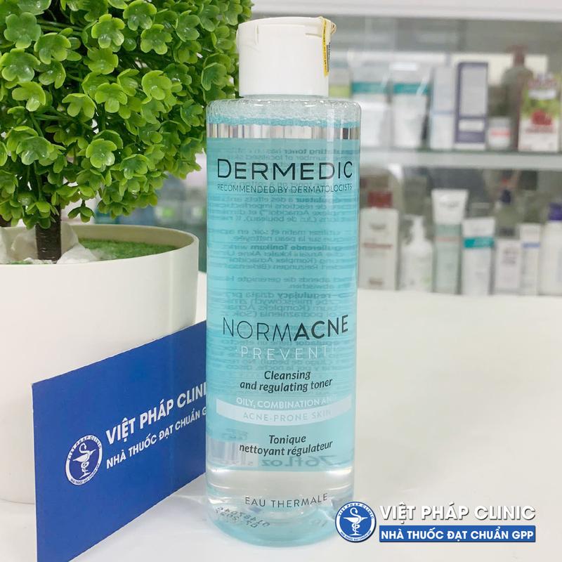 Toner Dermedic da dầu mụn làm dịu se khít lỗ chân lông Normacne Preventi Cleansing And Regulating Skin 200 ml