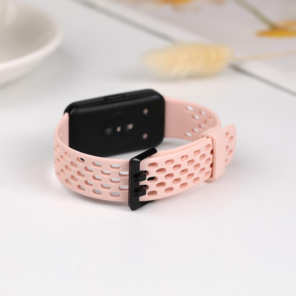 Tali Jam Tangan Sport Soft Silicone Strap for Huawei Band 10 9 8 Strap Adjustable Replacement Rubber Band Wristband Breathable Bracelet Belt Accessories Smartwatch for Huawei Band 8 9 10 NFC Watchband Accessories Tali Jam Tangan Sport Soft Silicone Strap for Huawei Band 10 9 8 Strap Adjustable Replacement Rubber Band Wristband Breathable Bracelet Belt Accessories Smartwatch for Huawei Band 8 9 10 NFC Watchband Accessories