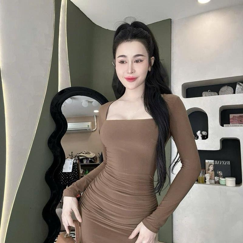 Đầm body cổ vuông tay dài , không kèm phụ kiện , thiết kế dáng đuôi cá , ôm eo. Phù hợp cho nàng đi tiệc đi chơi . 6