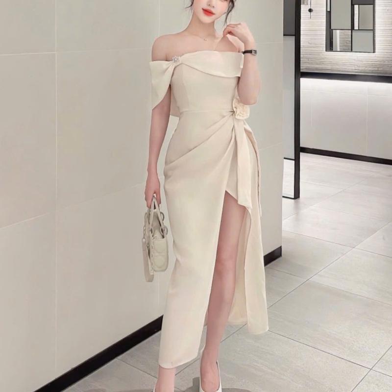 LORIS - Yuka Dress, Đầm trễ vai xẻ tà đi tiệc xinh 0