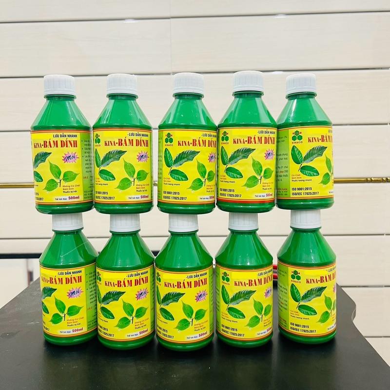 10 chai Phân Bón Lá Loang Trải - Bám Dính - Lưu Dẫn. Giúp tiết kiệm 20-40% lượng nước phun. Tăng hiệu lực  sử dụng khi phun lên tới 120-150%. 1 chai 500ml pha 400 lít nước