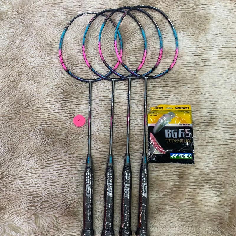 Vợt cầu lông Vs BLADE 8300 hàng chính hãng bảo hành 3th căng max 13,5kg căng sẵn 11kg phụ kiện 1 bao đựng vợt và 1 cuốn cán Carbon Sport Cán Vợt