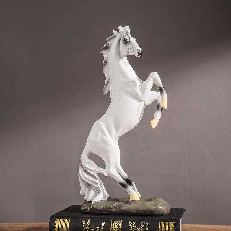 Horse Statue,  1 Count  European Style Resin Horse Ornament, Home Decor for Living Room & Office, Perfect Housewarming Gift 4