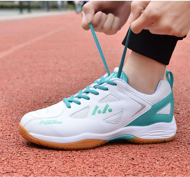 Product Introduction of Special Price Yunesik Badminton Shoes Men's Shoes Summer Breathable Mesh 2024 New Professional YY Badminton Women's Shoes Boy 18