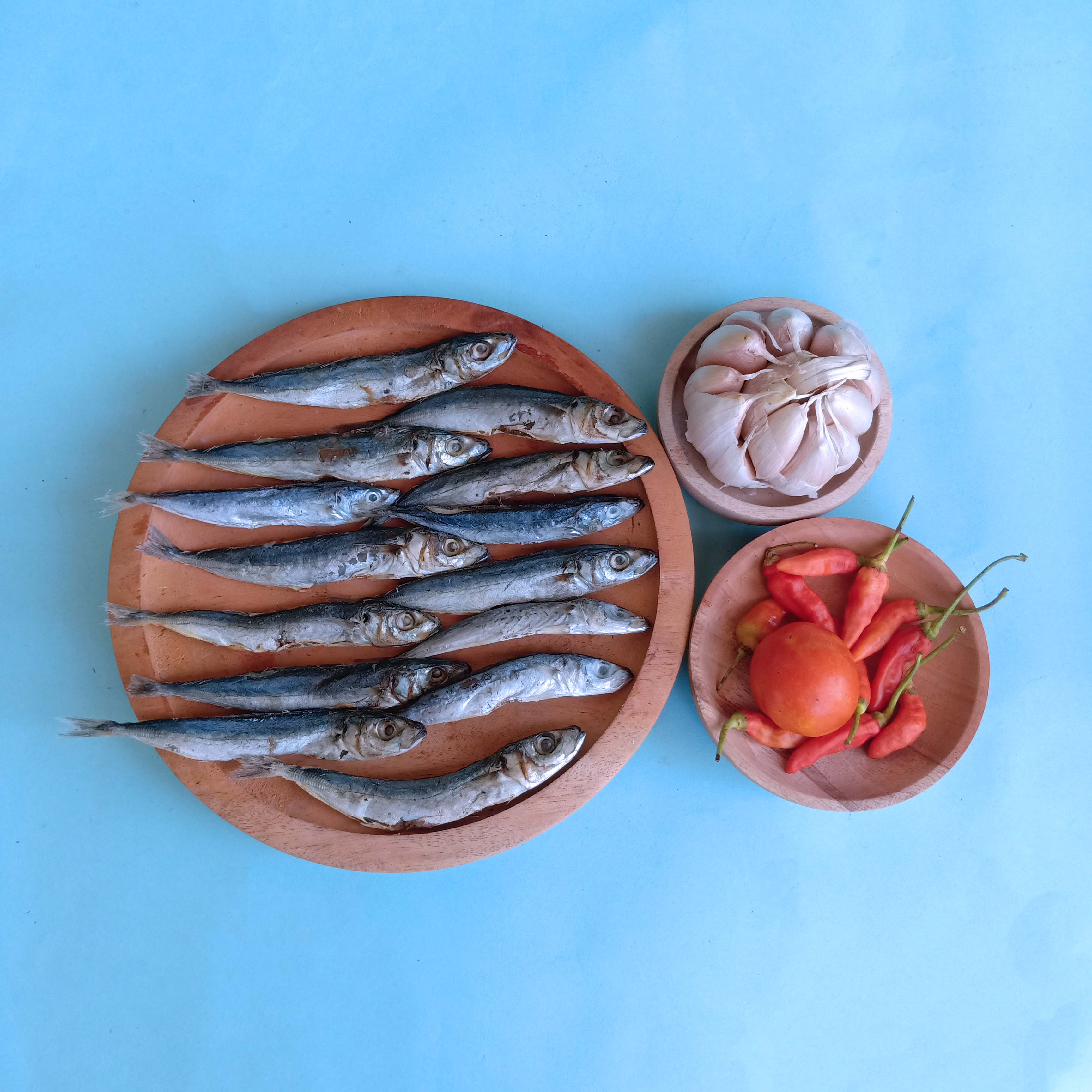 IKAN LAYANG / KLOTOK KECIL ASIN 1 kg Sarden Fish IKAN LAYANG / KLOTOK KECIL ASIN 1 kg Sarden Fish