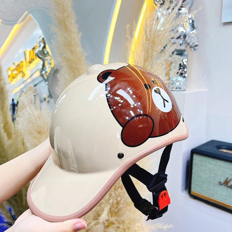Mũ bảo hiểm lưỡi trai gấu dâu - Có khoét cột tóc gọn nhẹ - Dành cho chị em dạo phố