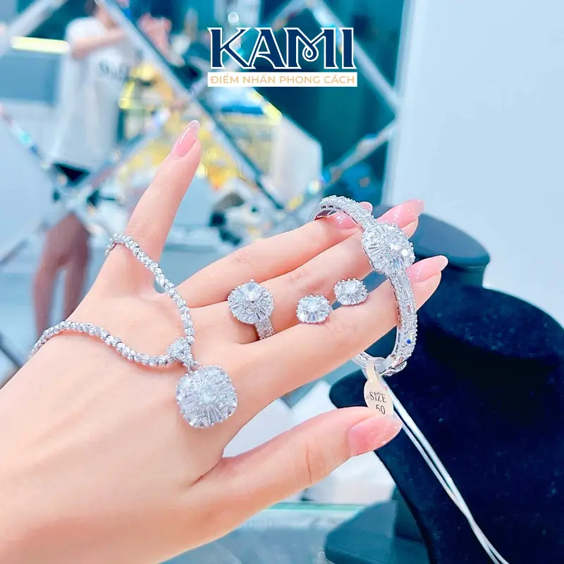 Bộ trang sức vuông bo cạnh đá baguet xi bạch kim Kami trang sức sỉ