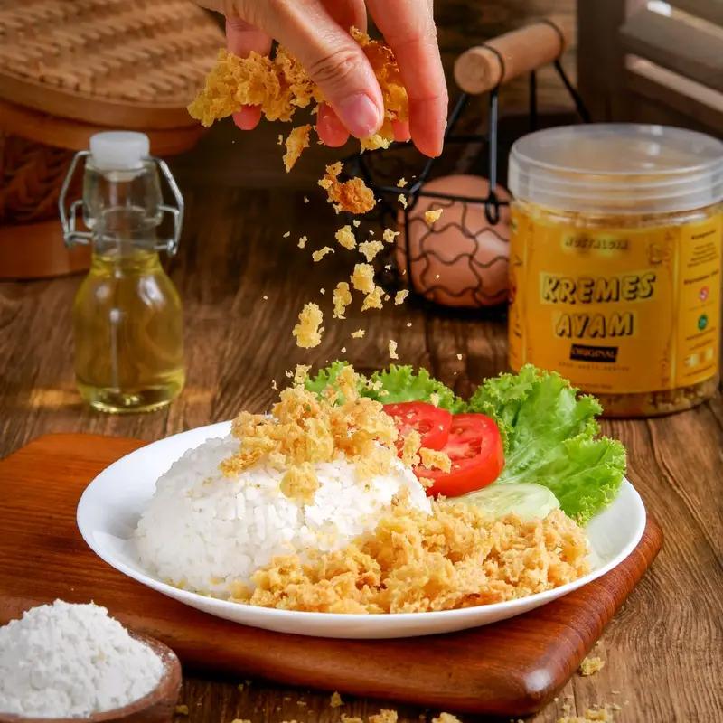 Kremes Ayam Nostalgia 150gram Makanan Food Snack Merah Oil Cemilan keripik & camilan isi Putih Pedas snack cemilan kremes  ayam makanan instan kremes kraton capung snack Kering Kerupuk 2