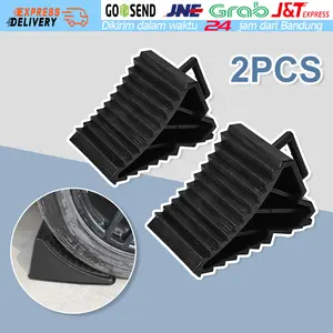 2Pcs Ganjalan Ban Mobil Parkir Penahan Roda / Rubber Wheel Parking Chock