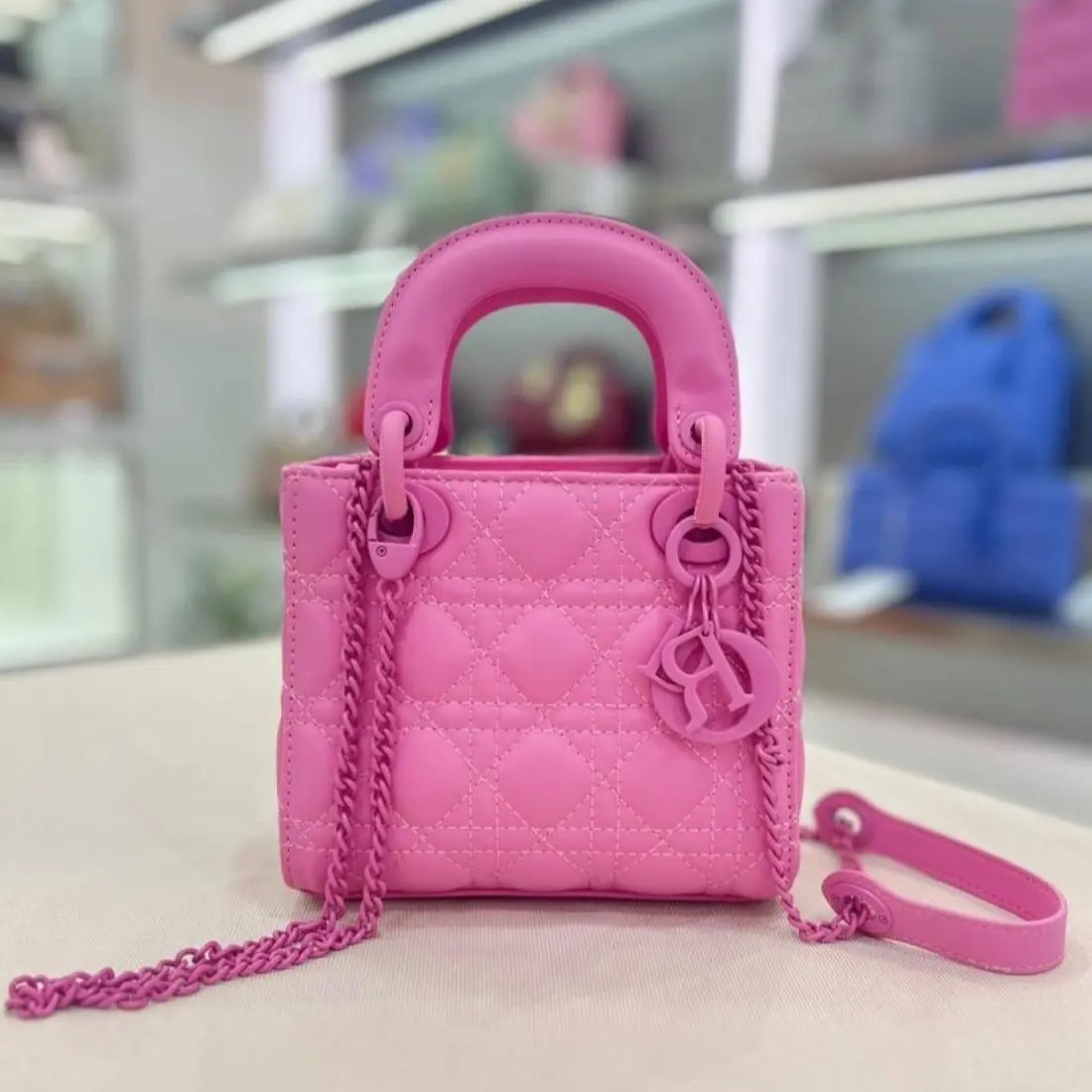 Túi xách VR23058 -17cm da nhám lì có hộp và được tặng kèm khăn nơ xinh xắn Bag Nữ