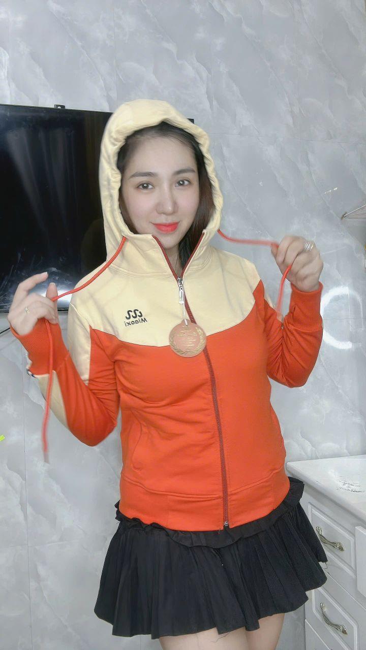 Product Introduction of Áo khoác thun cotton 5 túi to, mã in tay + logo - Nữ Top 9