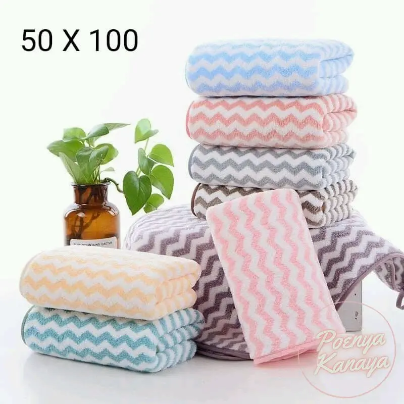 HANDUK ANAK MOTIF ZIGZAG