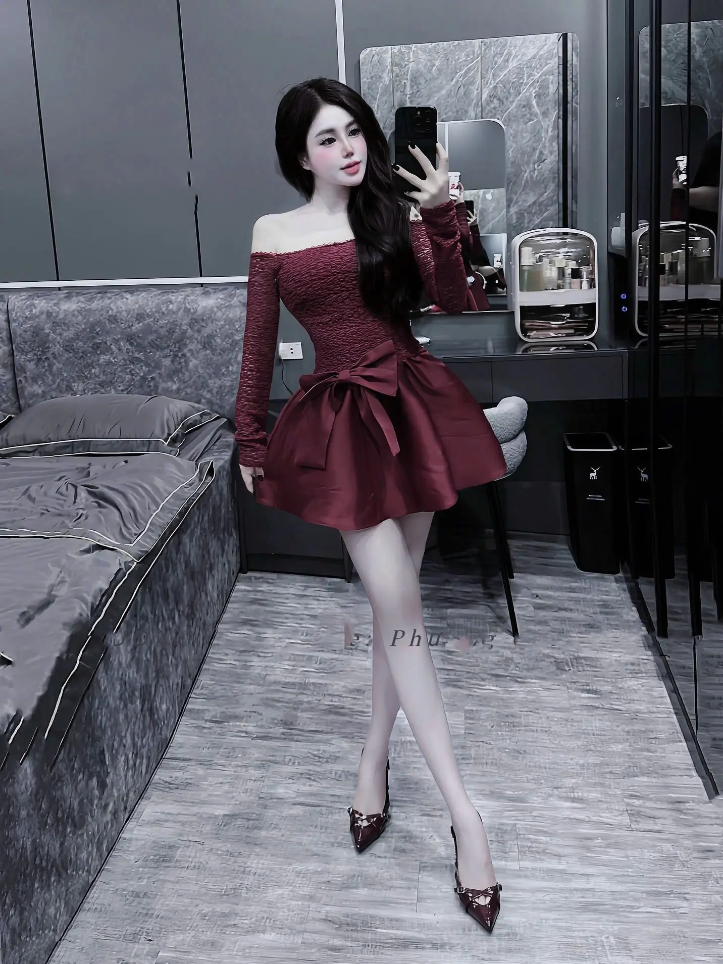 VÁY THIẾT KẾ REN TRỄ VAI PHỐI TACTAF E491