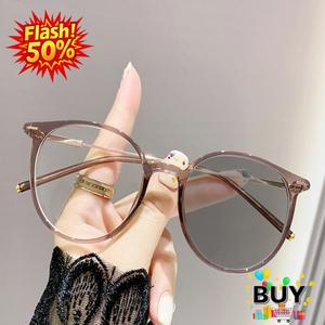 แว่นตาป้องกันแสงสีฟ้า, สต็อกพร้อม, สำหรับผู้หญิง, โฟโตโครมิก, อินเทรนด์, ไม่มีเมคอัพ, ย้อนยุคและหลากหลาย, กรอบกระชับสัดส่วน, สายตาสั้น, เปลี่ยนสี, มีสไตล์, ใหม่และราคาไม่แพง, หรูหรา, 2025 แว่นตา  สายตาสั้น แว่น  ทรง  หยด  นํ้า เปลี่ยน สี