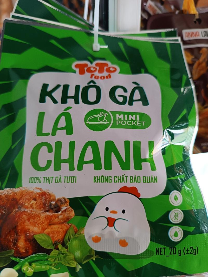 Product Introduction of Combo 10 bịch khô gà lá chanh mini totofood 20 g 1