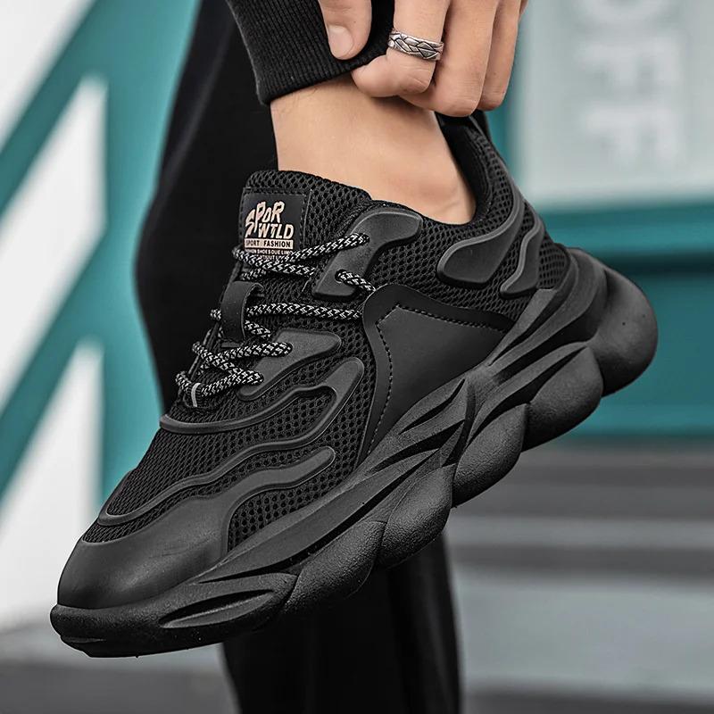 Scarpe da ginnastica casual alla moda da uomo personalizzate, bianche e nere, in rete spessa, traspiranti, sportive, da corsa, per uomo, scarpe sportive da corsa_voghion.com