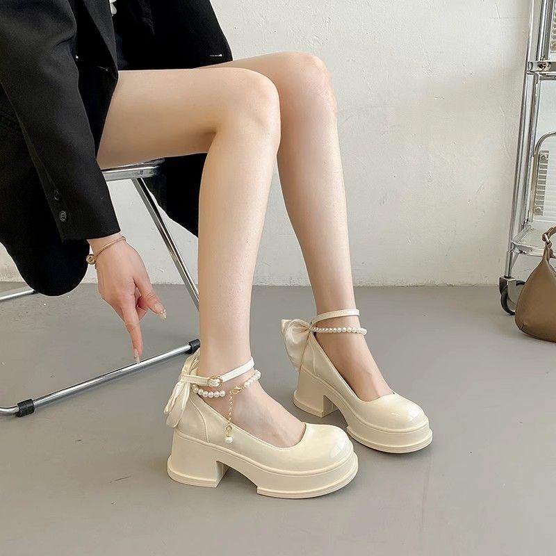 Product Introduction of Lace-Up Mary Jane Chunky Square-Toe Shoes, Comfortable Soft Sole with Anti-Slip Design, Bow Accent, Retro Fashion Footwear That Can Be Paired with Skirts 10