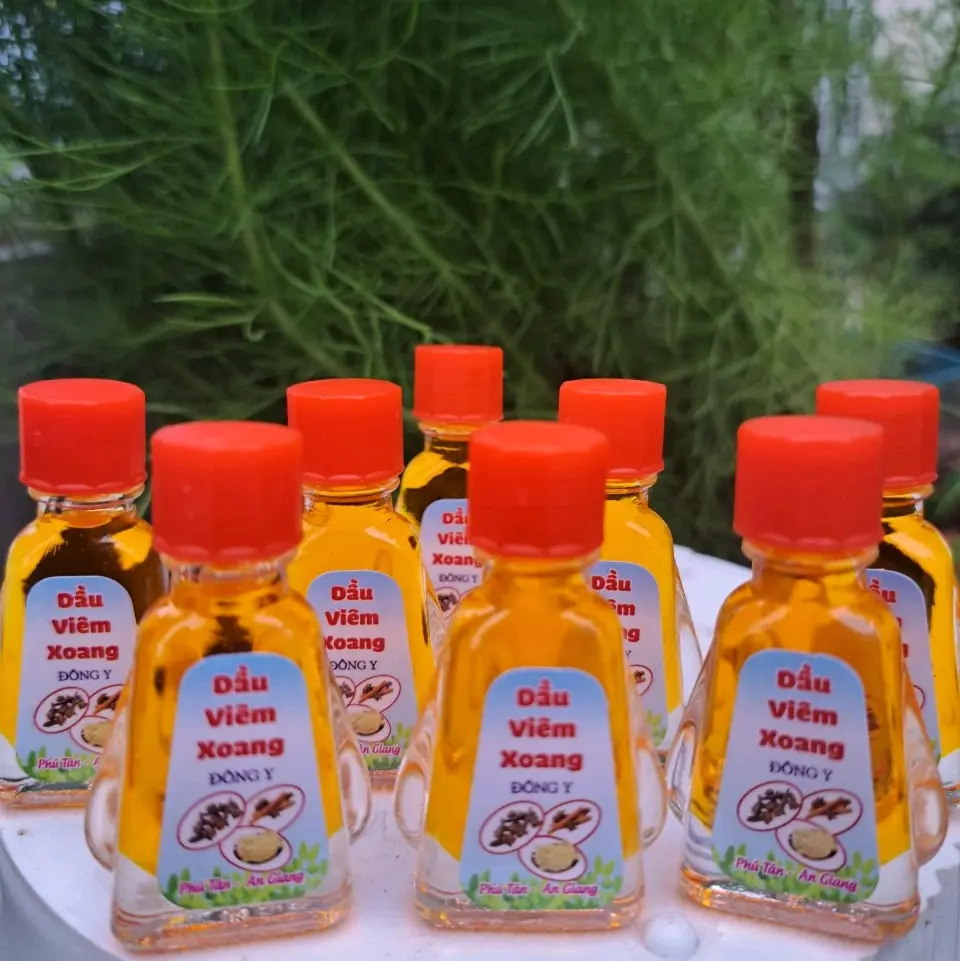 (10 chai tặng 1 vàng nhỏ 49k ko rễ)Combo 11 chai 3ml Dầu Viêm Xoang, viêm mũi dị ứng nóng thơm ( không rễ cây)