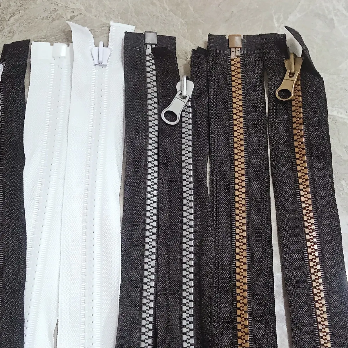 Resleting Jaket 70 cm bolak balik / Ritsleting gigi kasar satuan no.5