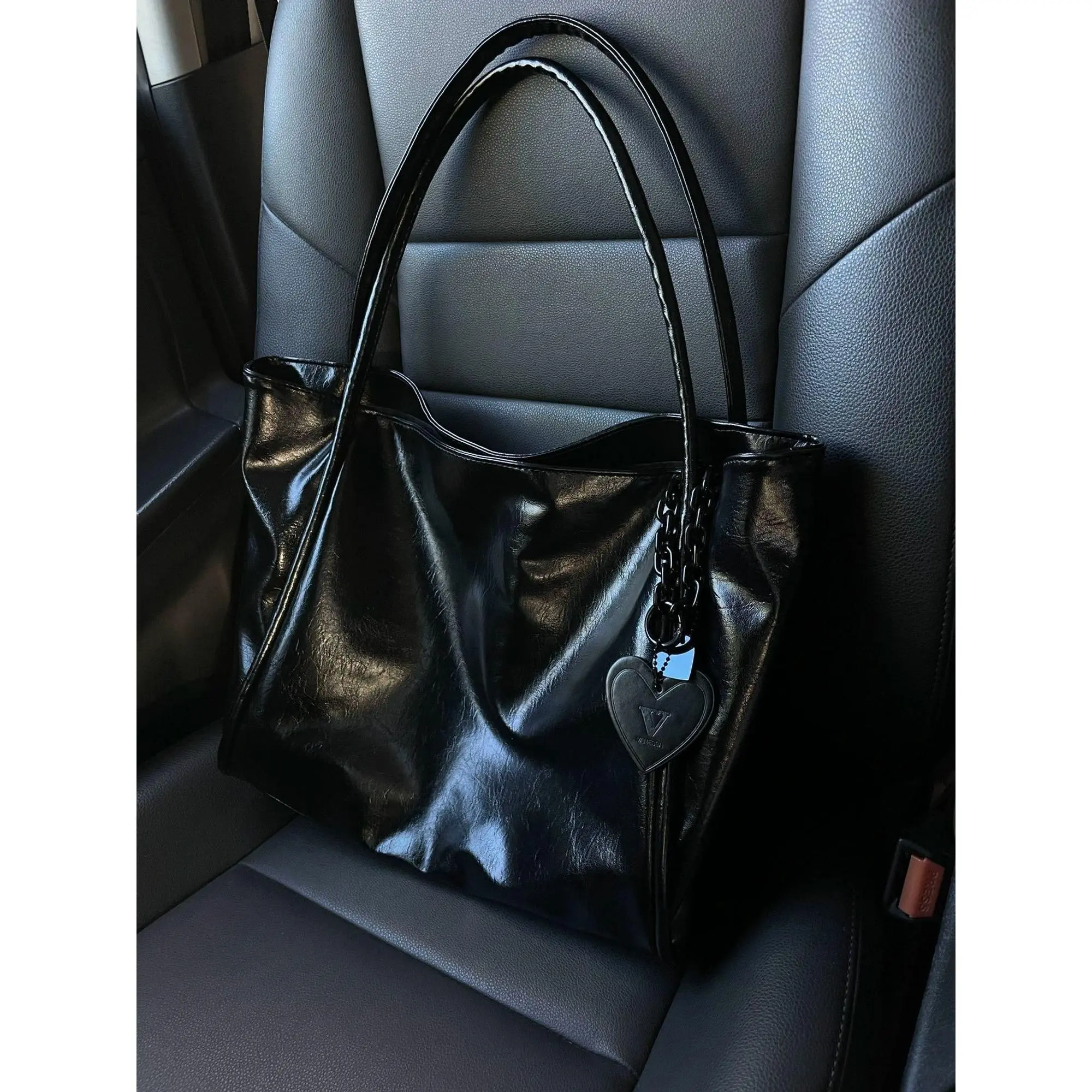 Women's Bag Dark Cupid New Love Ornaments Large Capacity Versatile Tote Bag Go out to Work Commuter Bag