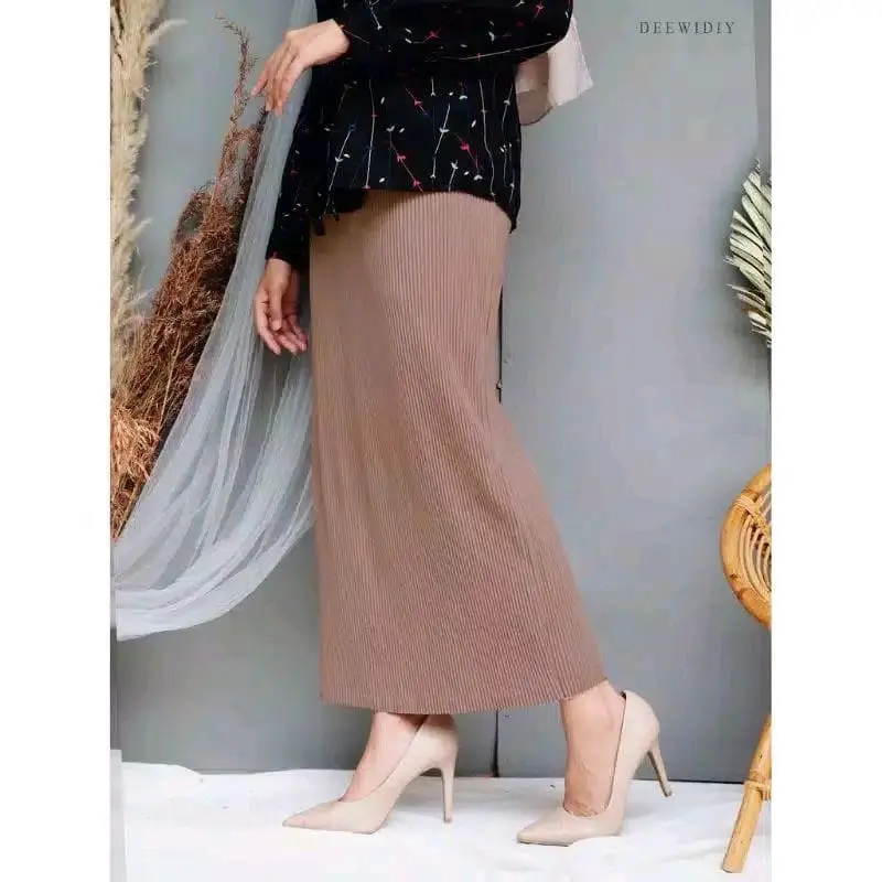 Rok Span KNITS  Variasi Belahan belakang 8