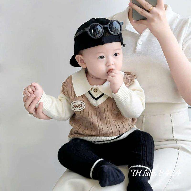  Bộ quần áo len 3 chi tiết cho bé HK KIDS gồm quần áo len dài tay và  gile len Quảng Châu size 0-3 tuổi  mã 8424  