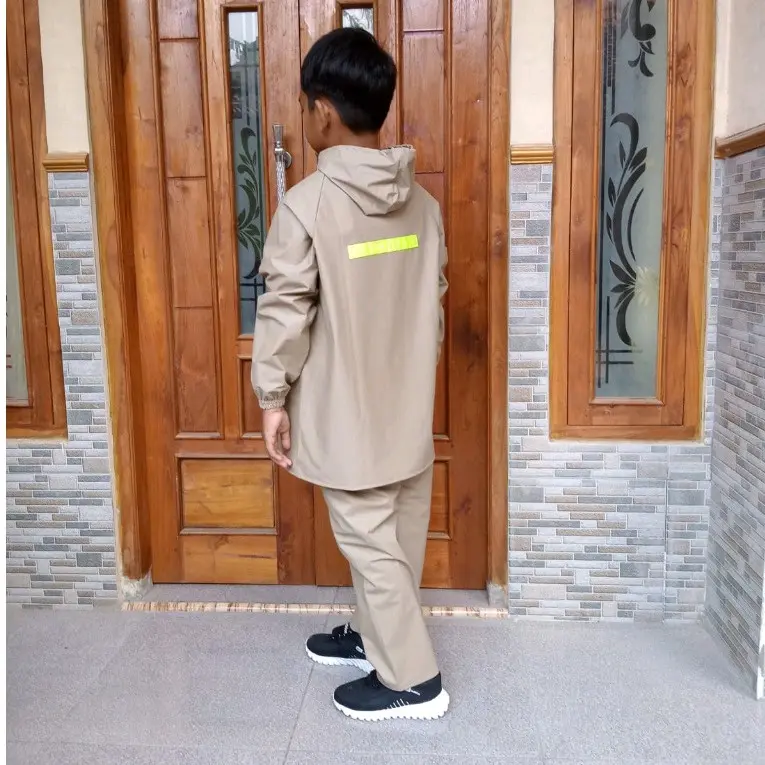 Jas Hujan ANAK Setelan Jaket Celana Anti Rembes Pvc 2