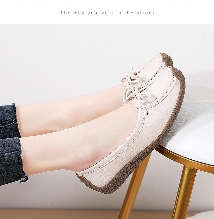 Product Introduction of New Genuine Leather Doug Shoes Women's Soft Bottom Pumps Slip-on Mom Shoes Casual Flat Loafers Women's plus Size 17