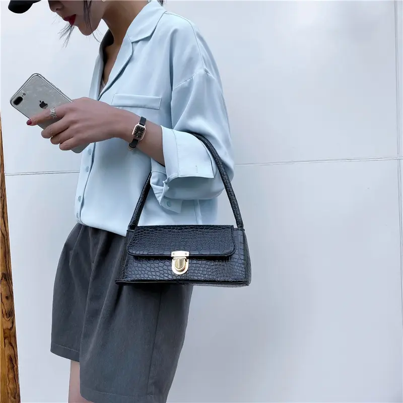 Tas Wanita Korea Style Totebag Selempang Wanita Shoulder Bag Kulit Croco Tali Kokoh Kunci Putar Polos DMTS036 - Putih - Slingbag tas  gemoy 6