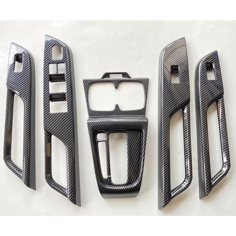 Ốp nội thất cacbon SUZUKI XL7, ERTIGA số tự động 2019, 2020, 2021, 2022 2023