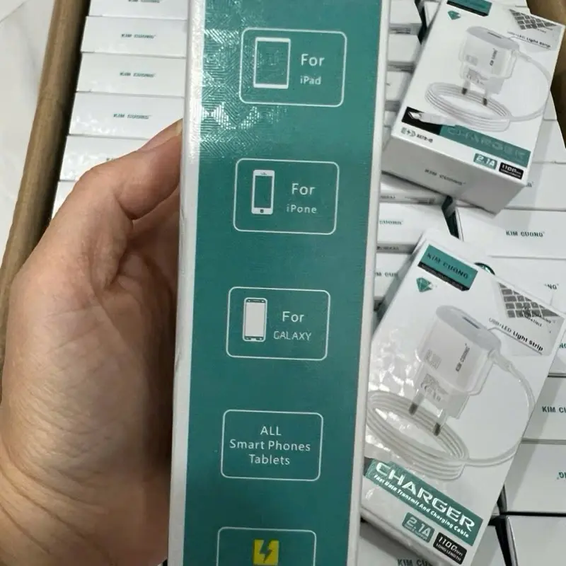 Sạc kym cương KMG-823 sạc nhanh 2.1A ( kèm 1 cổng USB) Bh 12th 2