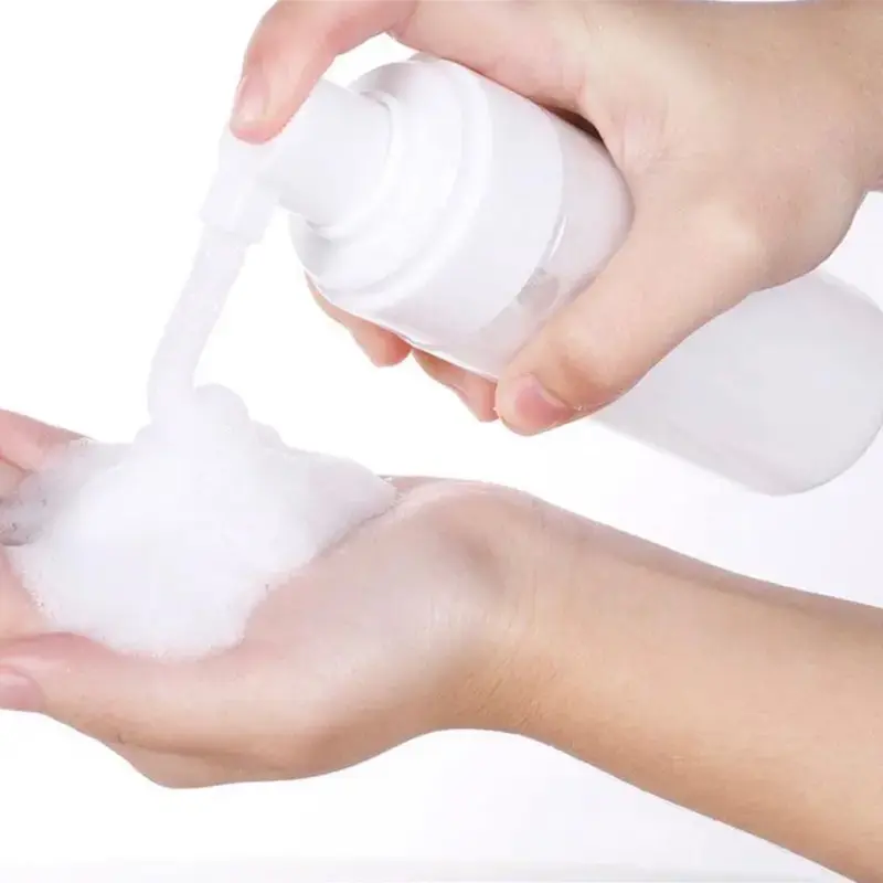 1 nước vệ sinh hinh  x am blue soat 40ml đậm đặc , trai tạo bọt lau chùi  siêu sạch 4