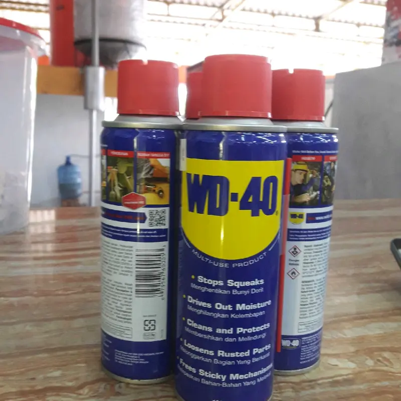 wd 40 anti karat penghilang karat kendaraan - Car 4