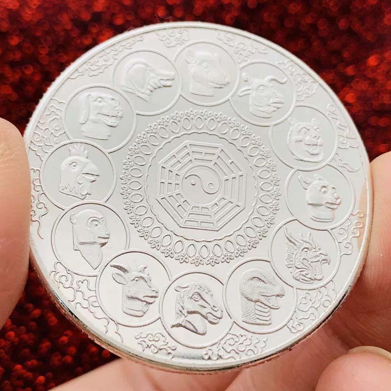 Product Introduction of New Flame Bird Commemorative Coin Zodiac Medal 9
