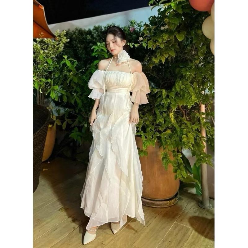 Mèo Mỡ Bigsize — Đầm thiết kế maxi tơ trễ vai tay bồng tua rua nhúng đuôi cá kèm hoa cài cổ bigsize nữ 60-95kg